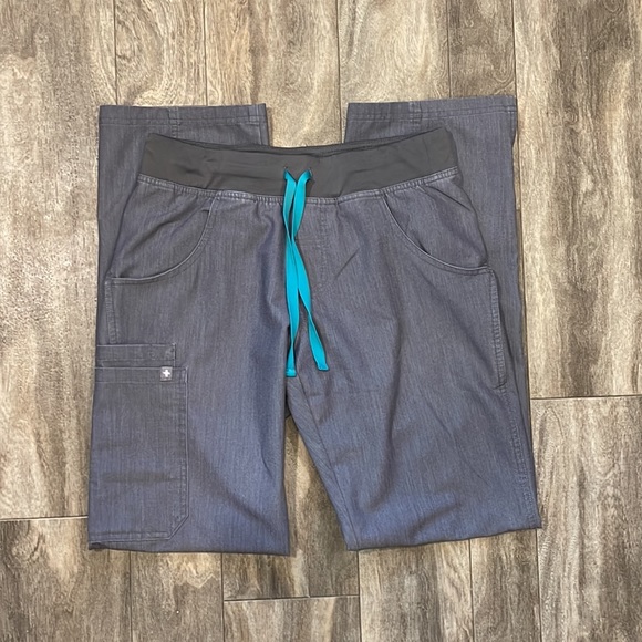 Figs Kade Heather Grey Scrub Bottoms Size Extra Small - XS Women’s Scrubs - Picture 1 of 4